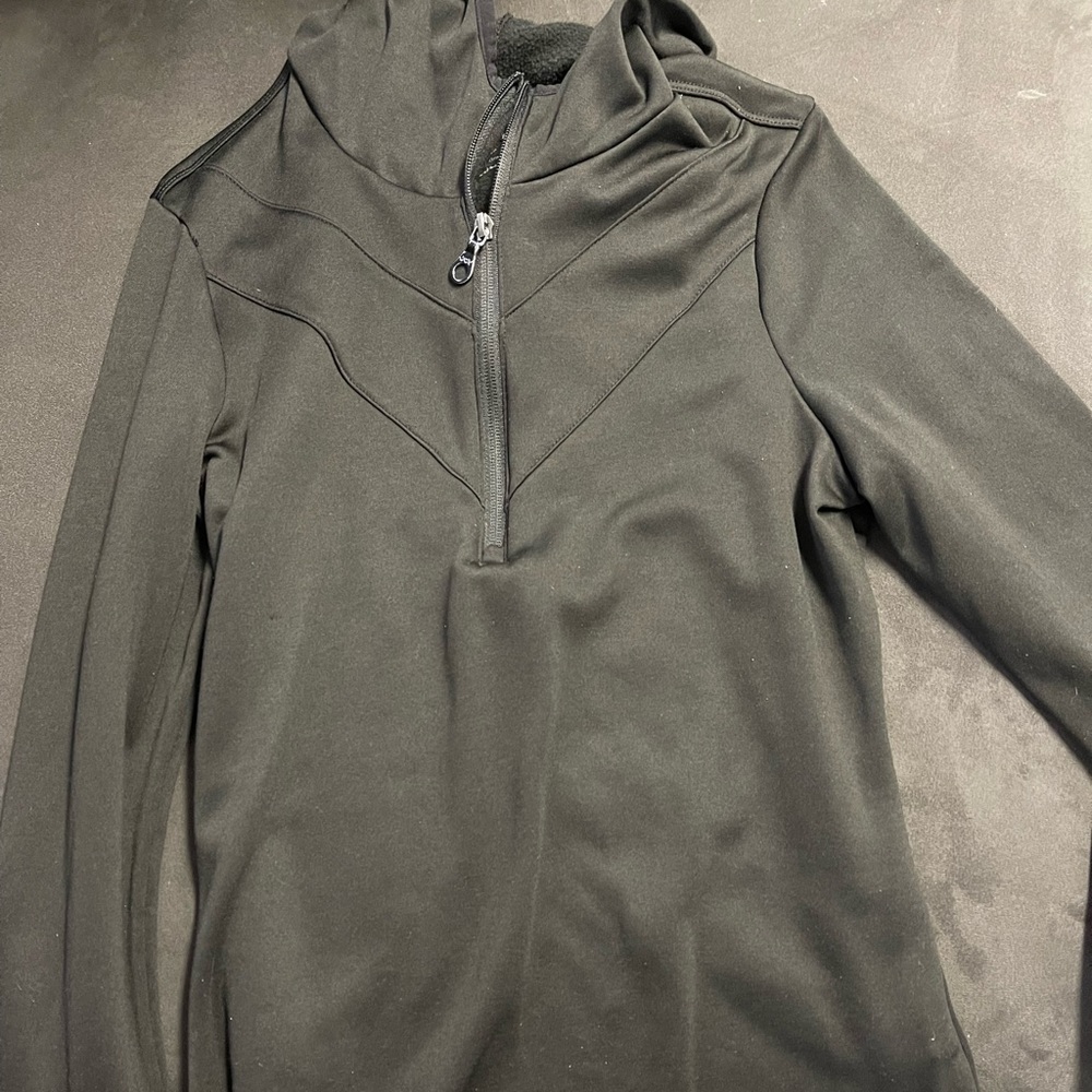 Fleece lined athletic top